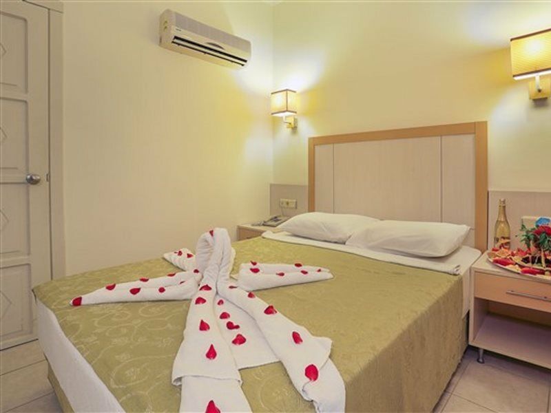 Cleopatra Golden Beach Hotel Alanya Exterior photo